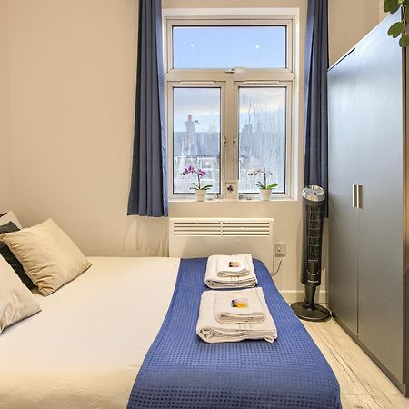 The Finsbury Deluxe Apartments London Exterior photo