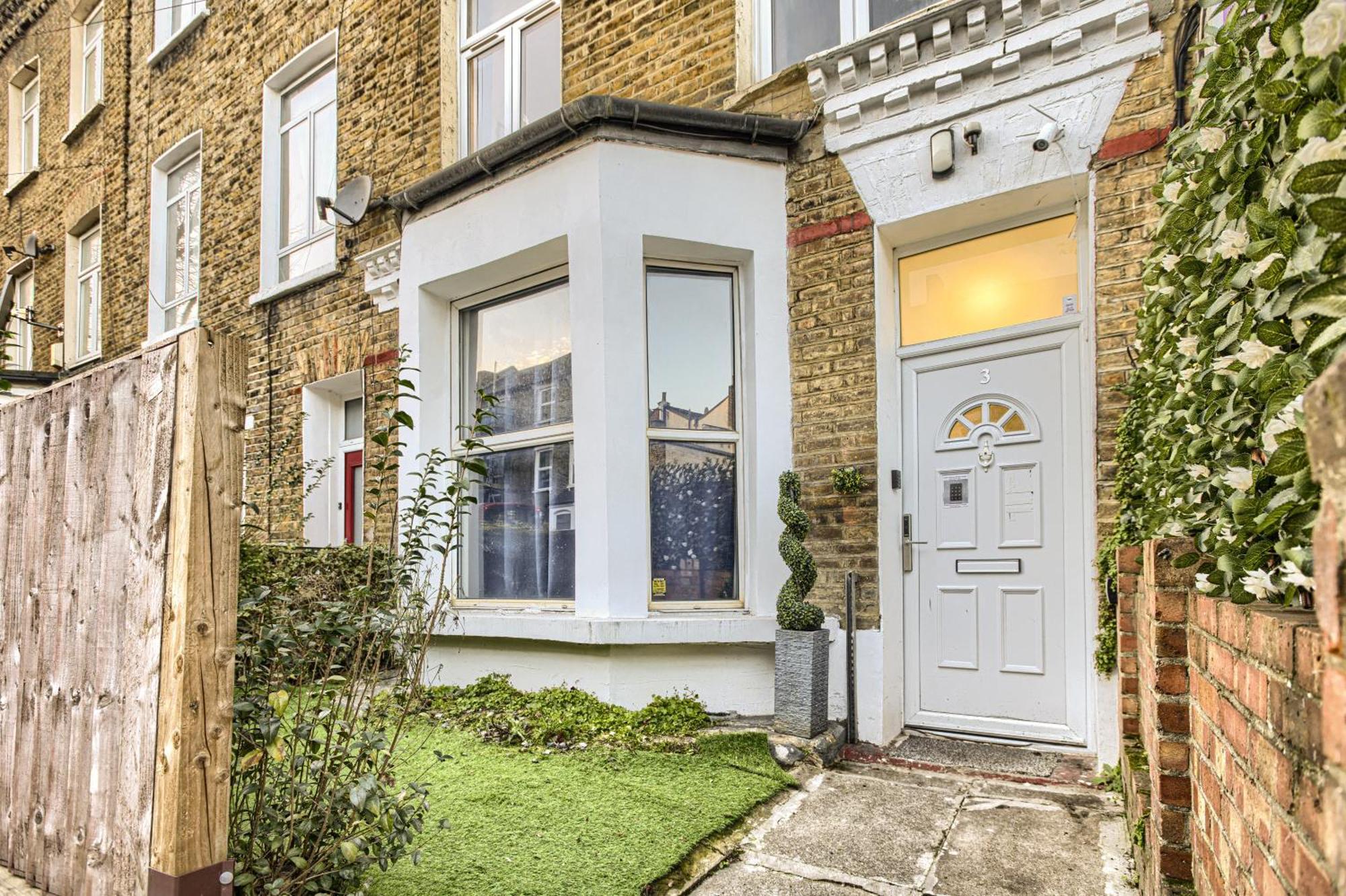 The Finsbury Deluxe Apartments London Exterior photo