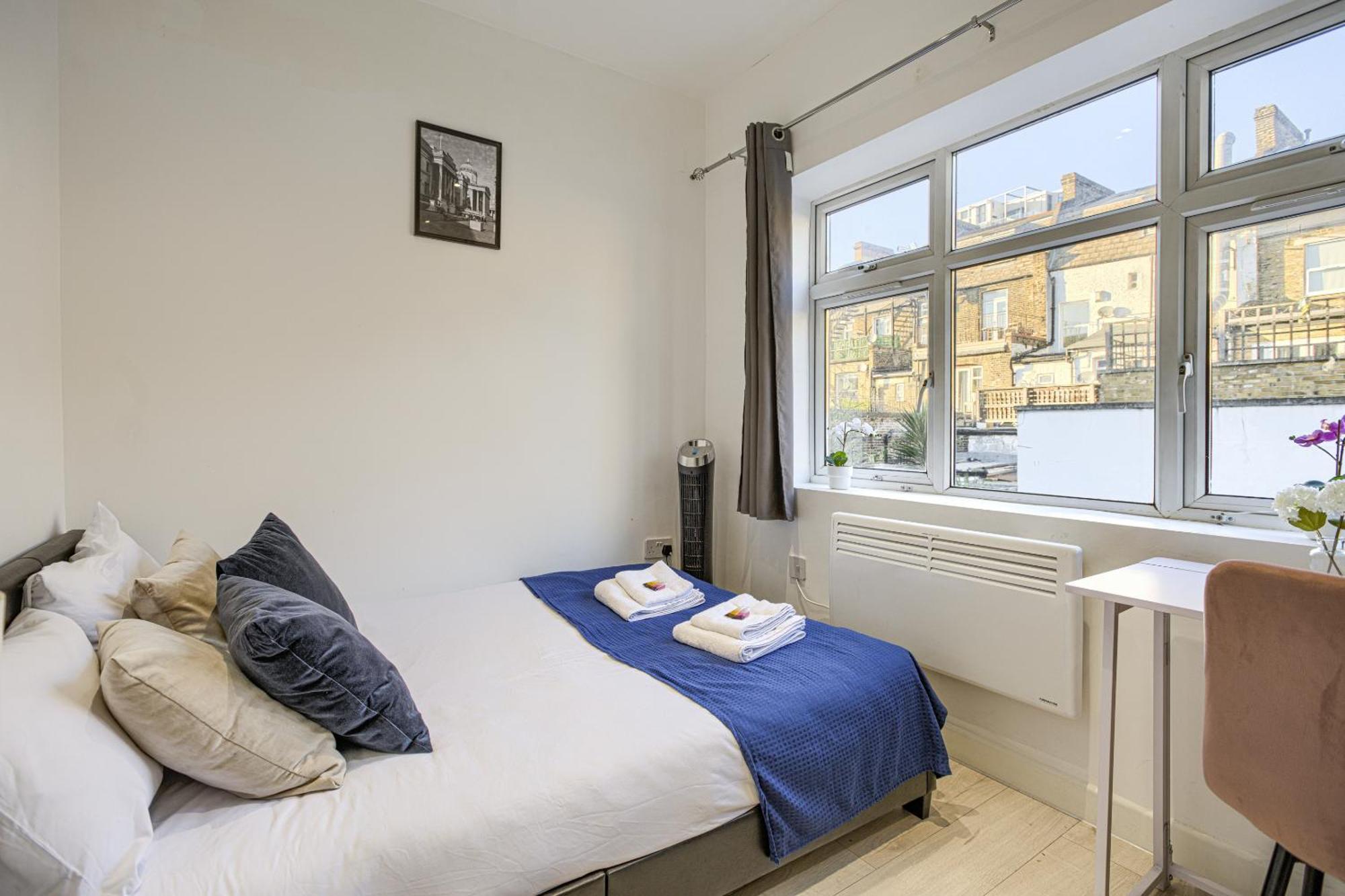 The Finsbury Deluxe Apartments London Exterior photo
