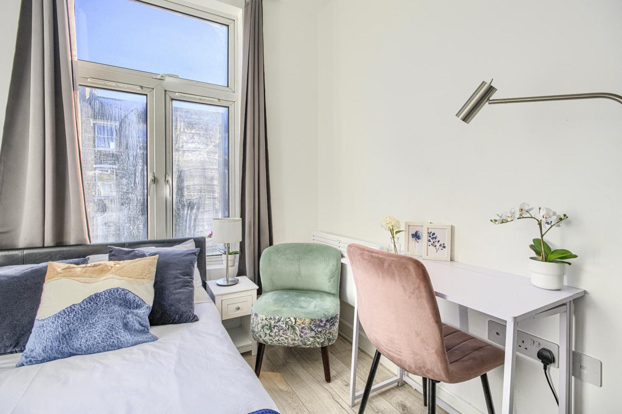 The Finsbury Deluxe Apartments London Exterior photo